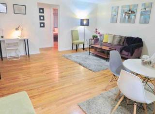 In the heart of Center City - Large bi-level 3BR - 6