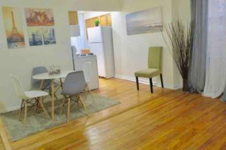 In the heart of Center City - Large bi-level 3BR - 4