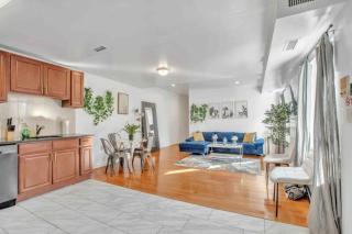 Large 3BR in Spring Garden - 9