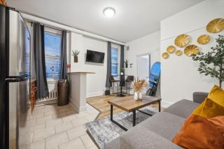 Quaint and Cozy Center City 1BR that Sleeps 4 - 6