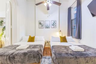 Large Historical Center City 1BR that Sleeps 4 - 4