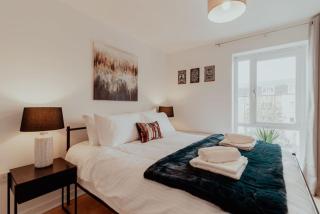 The Dickens Den by Sheppey Stays - 3