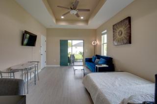 Cozy Couples Retreat with Porch in Cape Coral! - 3