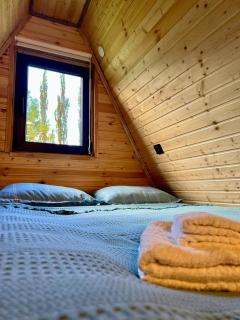 Mestia Sunrise Cottage, 1BR Mountain Stay Svaneti - 2