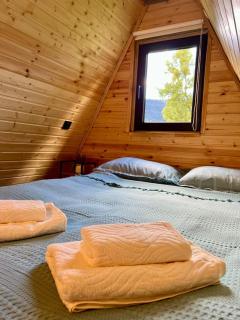 Mestia Sunrise Cottage, 1BR Mountain Stay Svaneti - 6