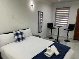 The Palms Guest House - 1