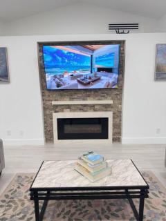 Naples Hidden Gem, Pet Friendly, King Beds - 7