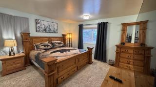 Alaska Family Fun - 4 Bedroom - 0