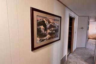 Wild Alaskan 3 Bd Upper Apt Close to downtown - 3