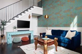 Stylish Boho Courtyard Loft with King Beds in 12S at 1 of 7 Themed Lofts at Cowrite, Find Coffee and Tacos Downstairs, Complimentary Spin Class, Walk to Shopping in 12 South, 10 Minutes to Broadway, Parking, 24 Hr Hospitality - 9