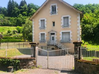 Maison des années 30 - Vic-Sur-Cère - 4 personnes - 1