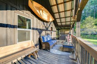 Private Hot Tub Dog-Friendly Red River Gorge Home - 0