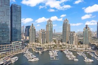Luxury 1BR Apt at LIV Marina with Direct Marina Views - 3