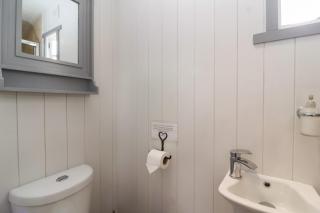 The Shepherds Hut - 1
