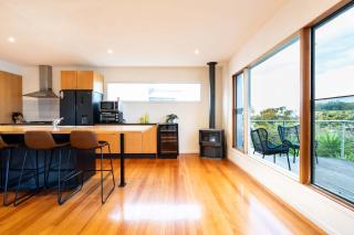 Sweeping Ocean Views Pet Friendly - 7