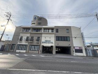 彦根びわこホテル裏のマンション 一室貸し切り50台無料駐車場付き台所あり自転車貸出可 BbQ可 ペット同伴可 - 0