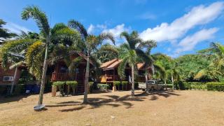 Teak House Lanta-6 Mins Walk To Beach - 1