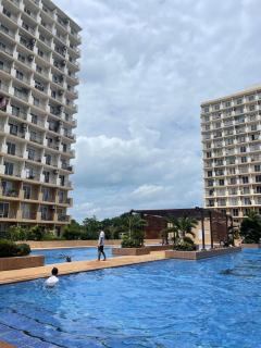 Casa Buena Minimalist Studio-Type Condo Unit - 5