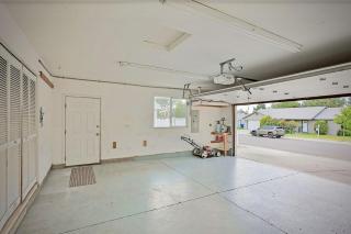 3 bedroom 2 bath, Garage, Walk to Park, Central Location, Pets OK - 1