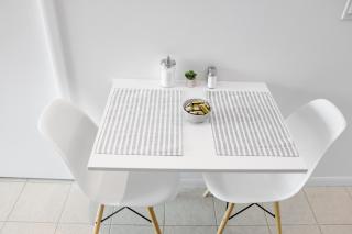 Horizon Luxury CN Residence - lakeside - Free Parking - 2