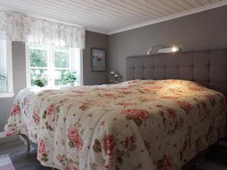 6 person holiday home in LYSEKIL - 7