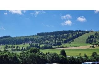 Maisonette-Traum mit Dachterrasse und Panorama - 1