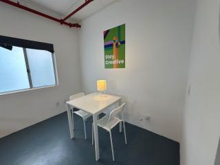 The Art Nook Private Rooms on Hollywood Blvd - 9