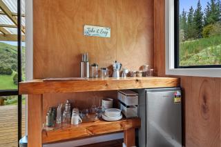 Harakeke Hut - 5