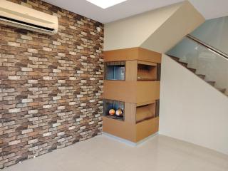 Dream House Homestay - 1