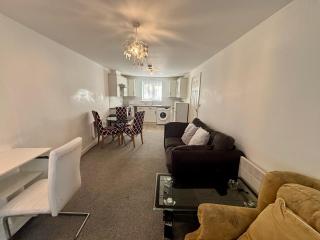 The Flat - 6