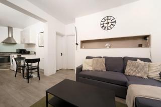 City Chic Stay 2BR Apt Old Street - 2