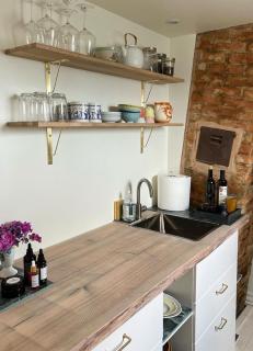 Apartment With Pottery Studio In Svaneke - 7