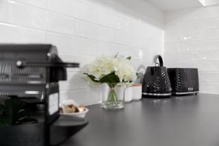 5-bedroom home near Crown Casino, Swan River and Victoria Park - 1