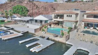 Splash Landing! Dock, Pool & Hot Tub , Riverfront House & Guest - 0
