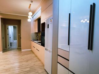 Cozy furnished Brand-New City Center UB Apartment - 3