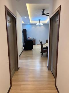 J5 Apartment by Azhara Homestay - 1