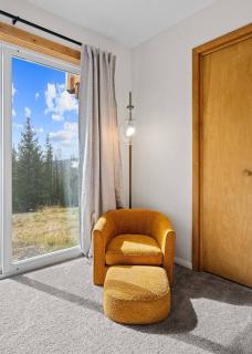 Scandi Aurora Villa - Private Sauna & Epic Views - 4