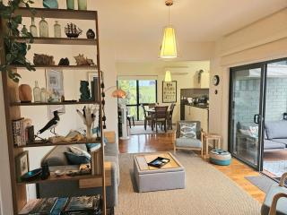 Maggie's Place Too - 7