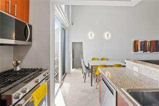 Family Nest Near Beverly Hills - 4