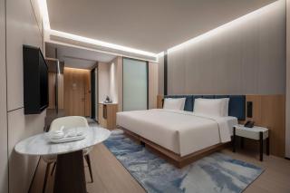 Days Hotel by Wyndham Zhuhai Jinwan - 1