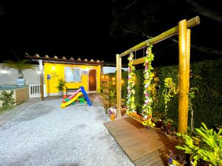Recantos Pinheiros - Casa inteira, até 15 hóspedes - Piscina privativa, sinuca, ar condicionado e TVs nos 4 quartos - Condomínio Orla 500, lado praia - Unamar, Cabo Frio-RJ - 2