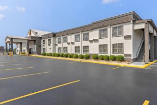 Super 8 by Wyndham Athens - 8