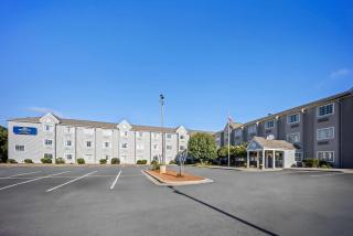 Microtel Inn by Wyndham Greensboro - 9