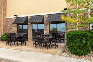 Comfort Suites Hartville-North Canton - 7