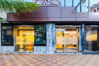 FabHotel Aafreen International - 7