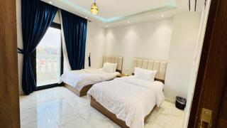 Spacious 3 Bedroom Apt in Shaikh Zayed - 7