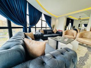 Spacious 3 Bedroom Apt in Shaikh Zayed - 5