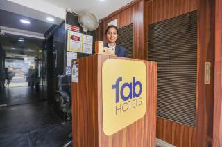 FabHotel Gold Inn Janakpuri - 8
