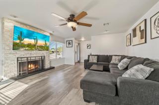 Spacious 5-Bedroom Home with Pool & RV Parking - 0