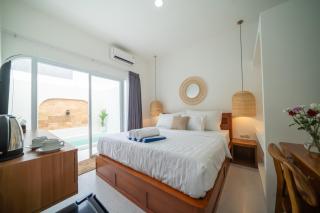 Ayodhya Villa Jogja - 4